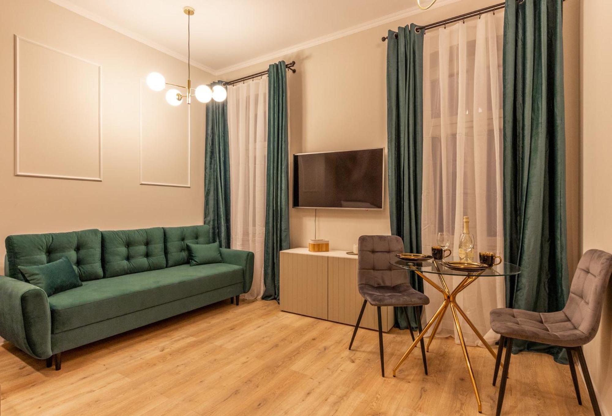Chill Apartments Central Station קטוביץ מראה חיצוני תמונה